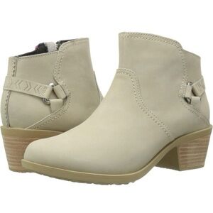 Teva‎ Foxy Ankle Boots size 6 in Taupe